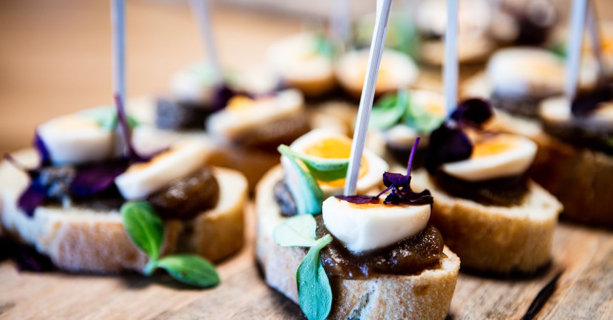Designing a Thematic Buffet Experience for Your Event