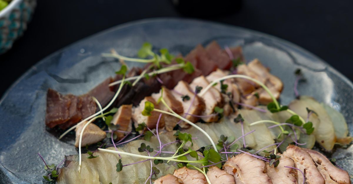 Essential Tips for Selecting a Private Party Caterer
