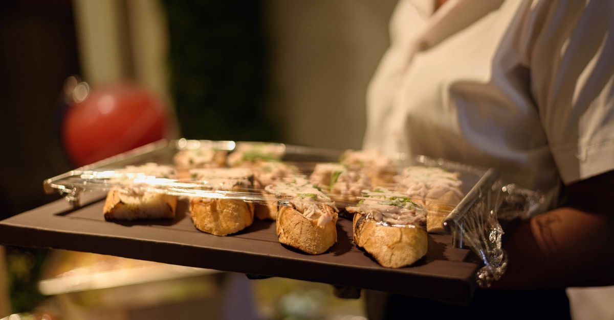 Strategies for Catering to Different Taste Preferences at Weddings